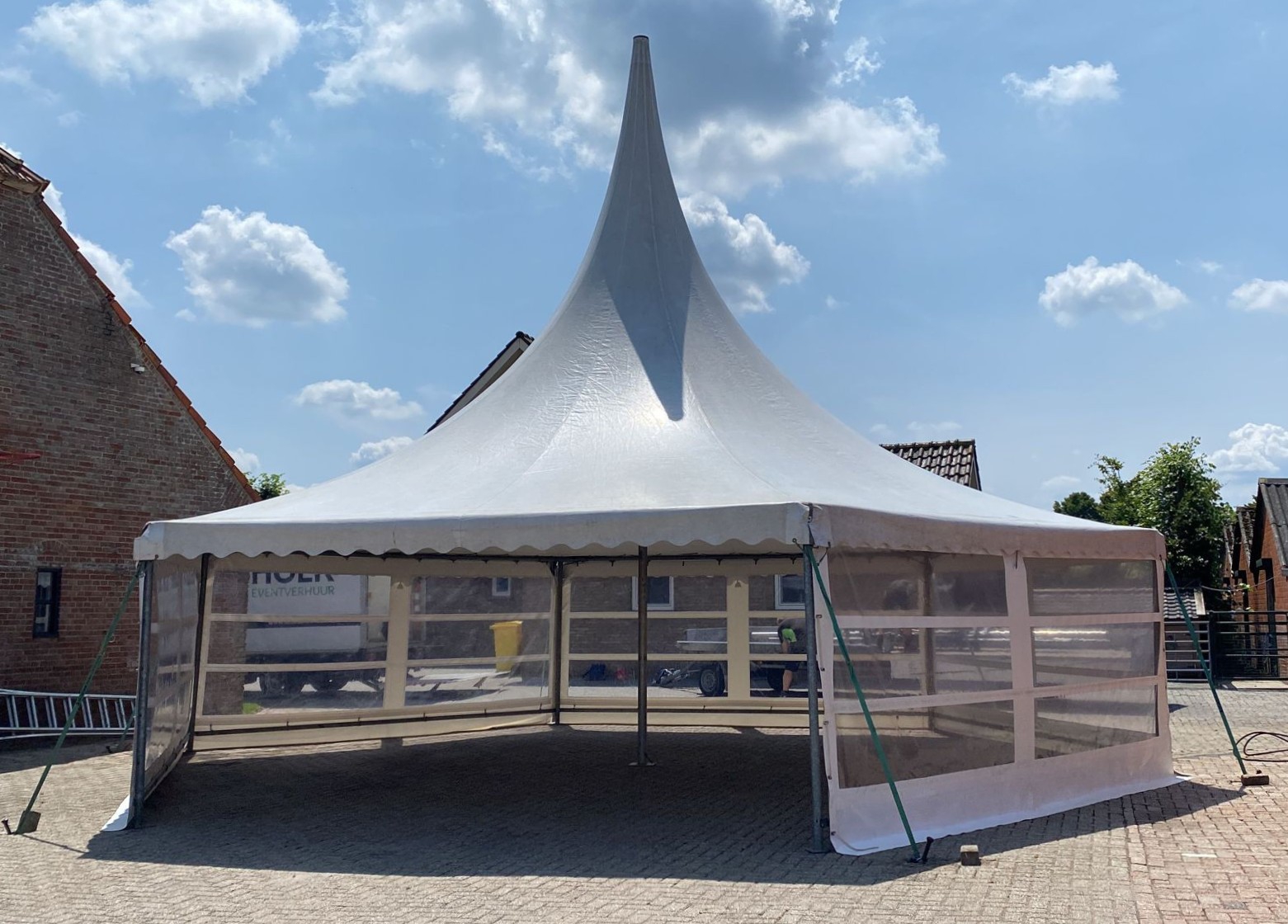 Floriadetent witte zeilen 6-hoekig 65m²