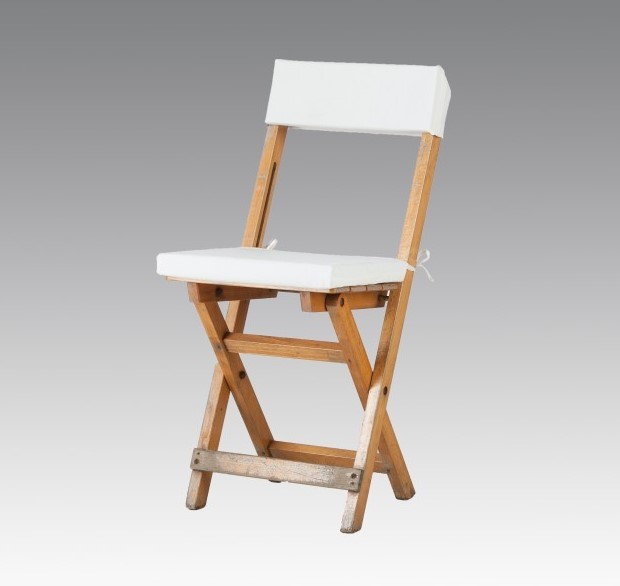 Kussen "klapstoel hout" gebroken wit Kussen "klapstoel hout" gebroken wit