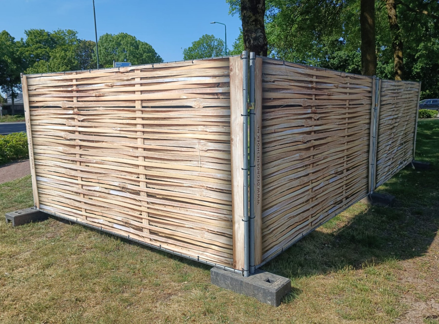Bouwhek met kunststof voet en zeil 350x220cm